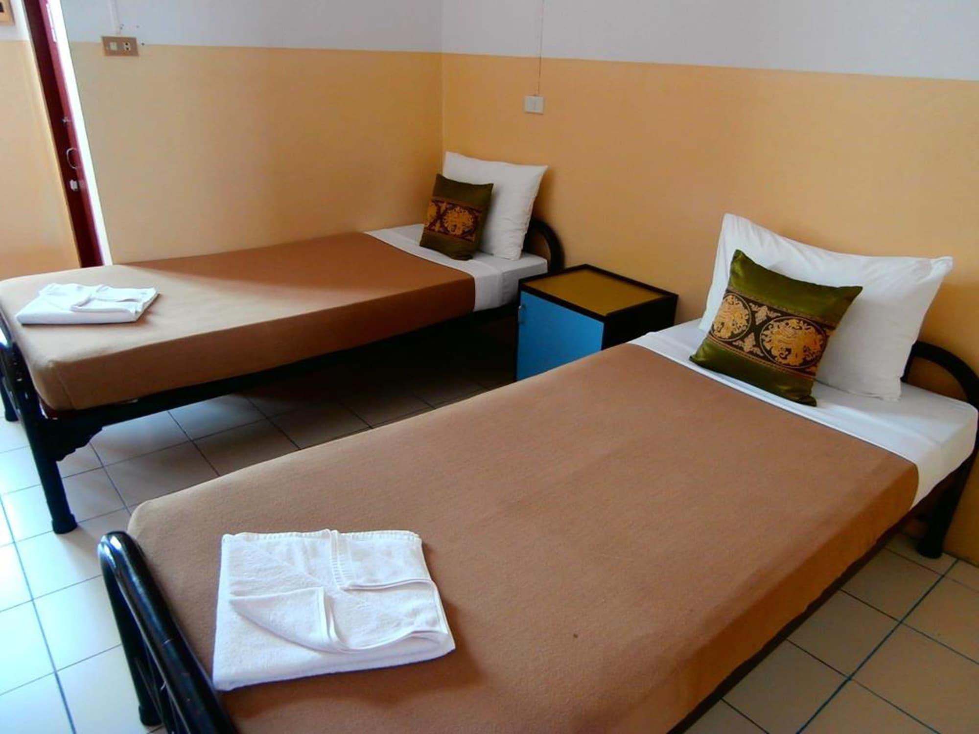 Seabreeze Mansion Hotel Phuket Екстериор снимка