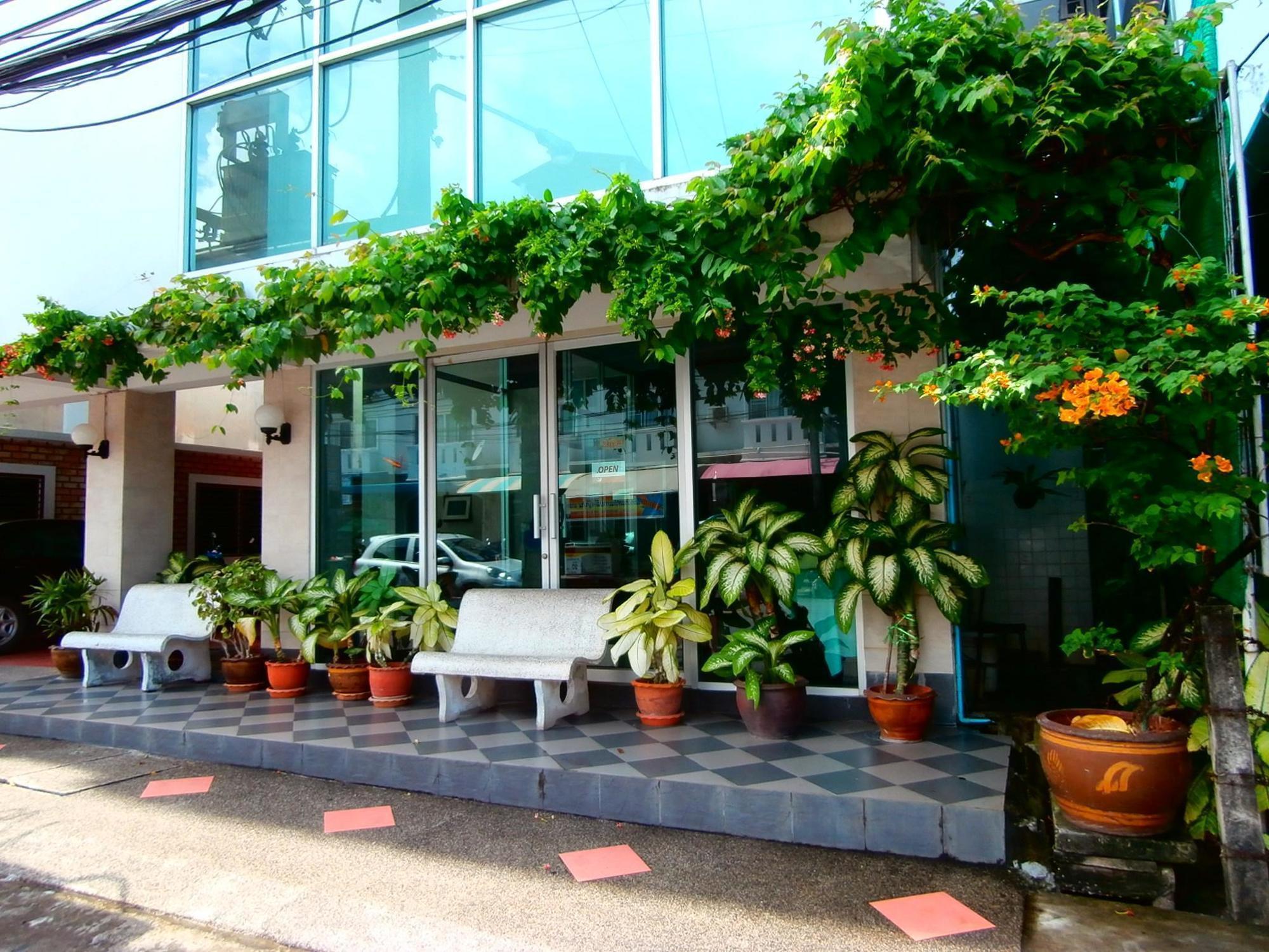 Seabreeze Mansion Hotel Phuket Екстериор снимка